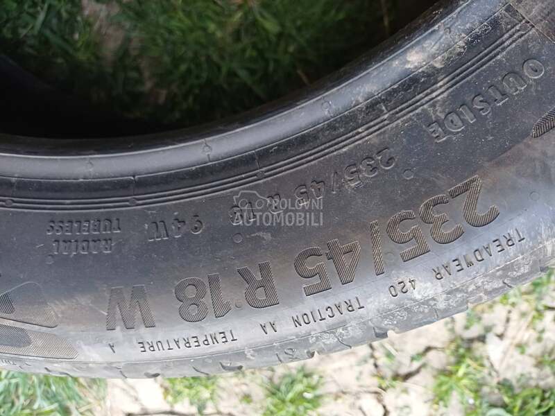 Continentalxl 235/45 R18 Letnja