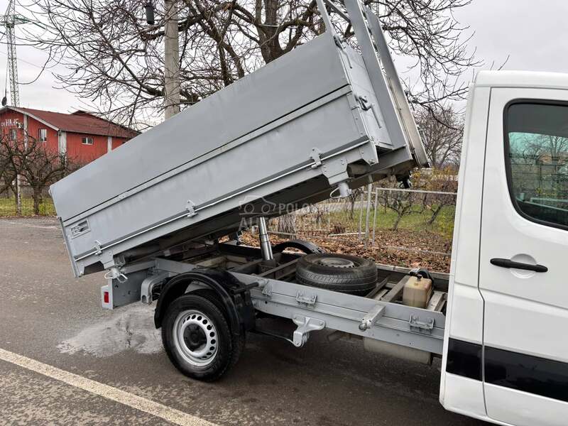 Volkswagen Crafter.  CH