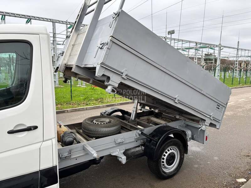 Volkswagen Crafter.  CH