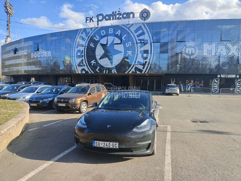 Tesla Model 3 Long Range