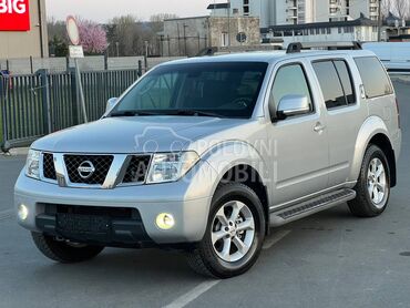 Nissan Pathfinder 2.5