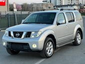 Nissan Pathfinder 2.5