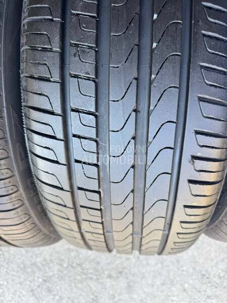 Pirelli 235/40 R19 Letnja
