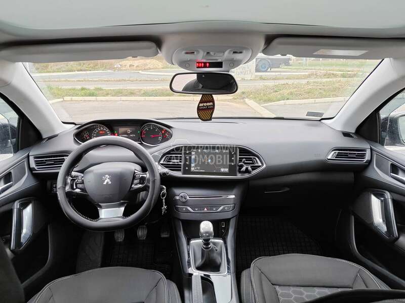 Peugeot 308 Allure BlueHDI