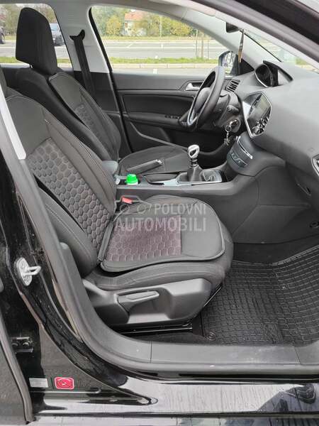 Peugeot 308 Allure BlueHDI