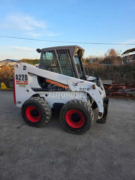 Bobcat A220