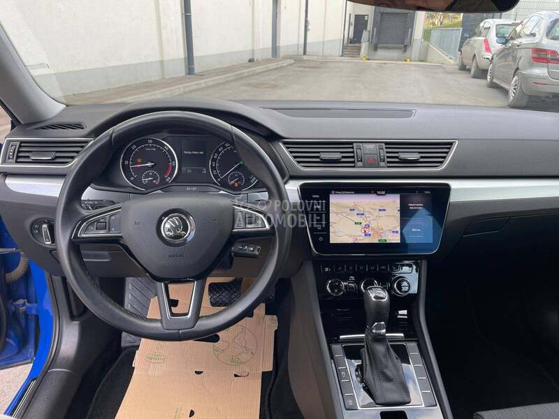 Škoda Superb 