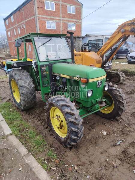 John Deere 1640