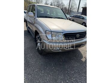 Toyota Land Cruiser HDJ 100
