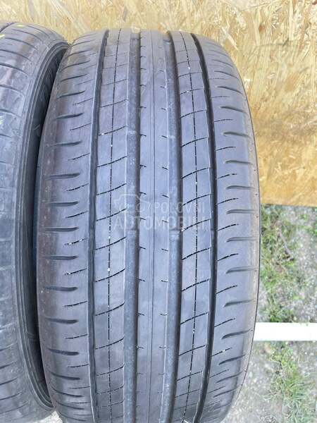 Dunlop 225/50 R18 Letnja