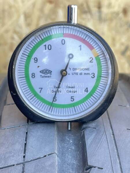 Dunlop 225/50 R18 Letnja