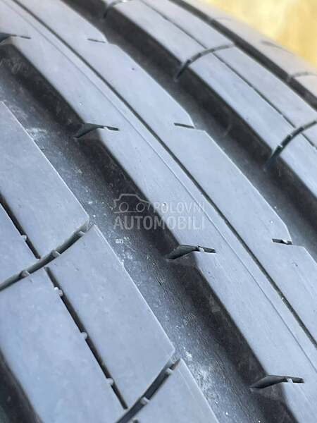 Dunlop 225/50 R18 Letnja