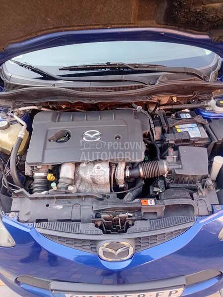 Mazda 2 