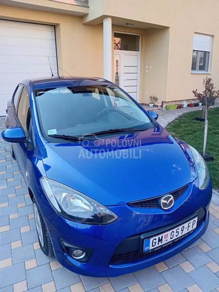 Mazda 2 