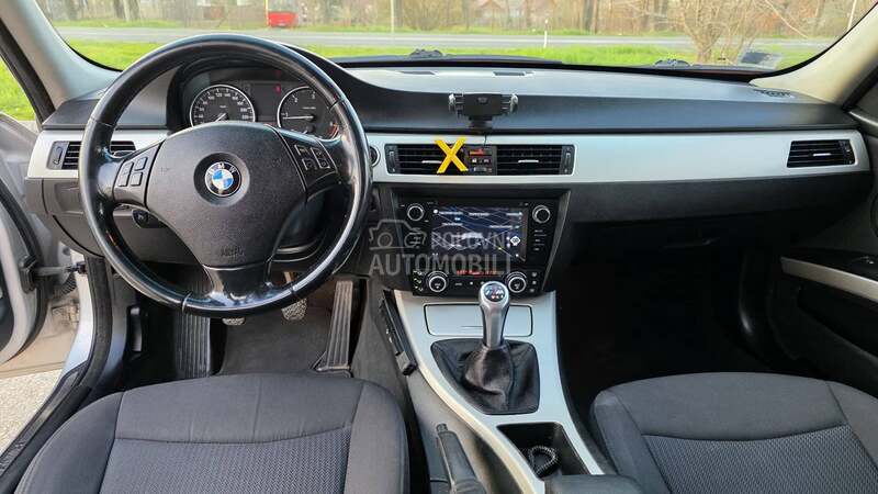 BMW 320 D X-DRIVE NAVl