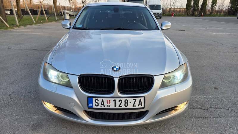 BMW 320 D X-DRIVE NAVl