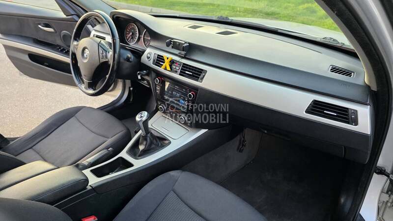 BMW 320 D X-DRIVE NAVl