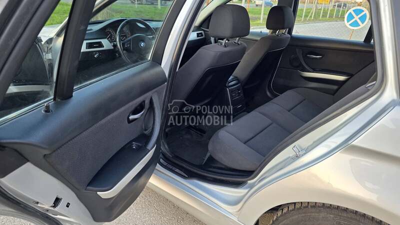 BMW 320 D X-DRIVE NAVl