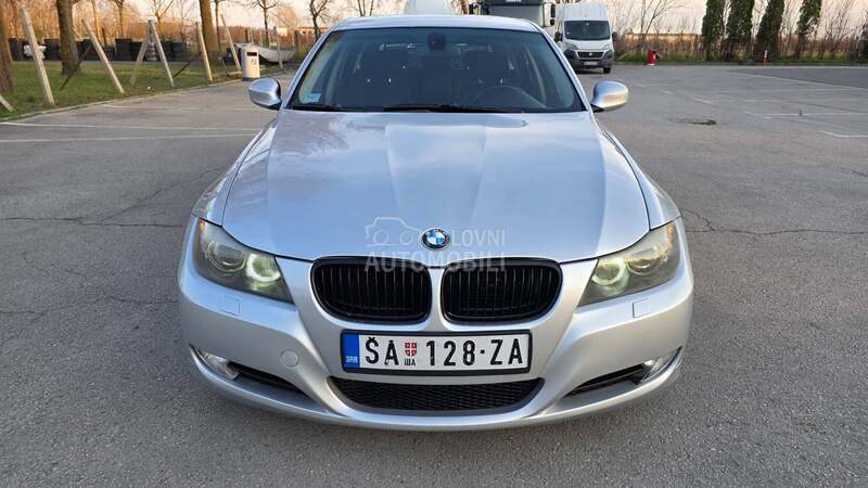 BMW 320 D X-DRIVE NAVl