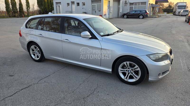 BMW 320 D X-DRIVE NAVl