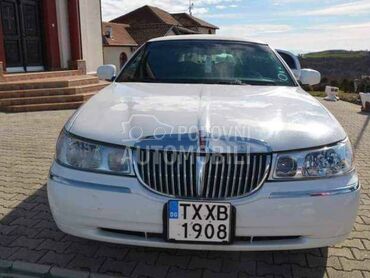 Lincoln Town car 