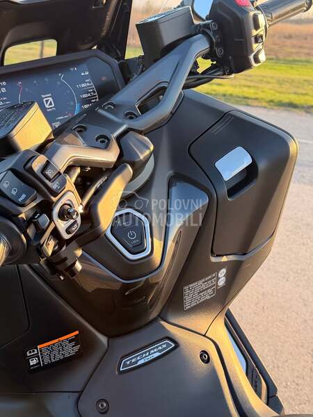Yamaha TMAX 560 TECH MAX