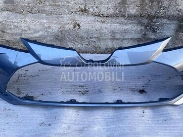 Prednji branik za Toyota Corolla za 2019. god.