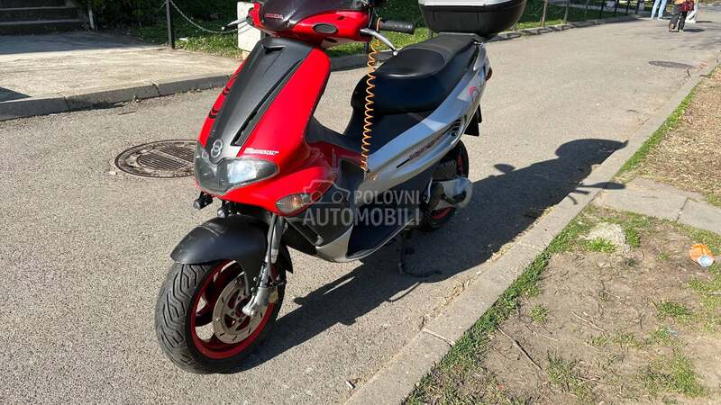 Gilera Runner