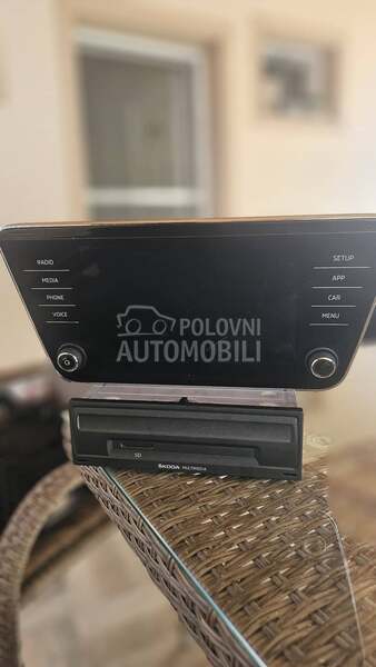 Multimedija  Superb 3v