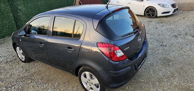 Opel Corsa D 1.0 LPG