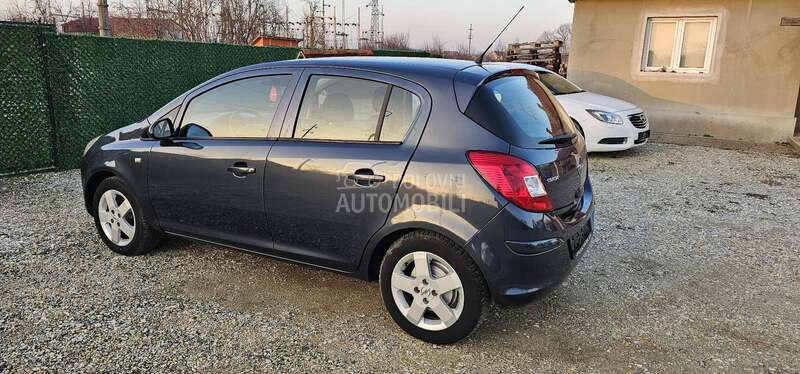 Opel Corsa D 1.0 LPG