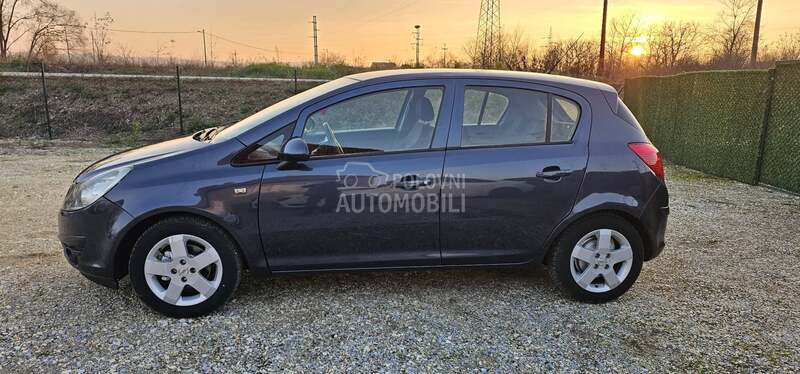 Opel Corsa D 1.0 LPG