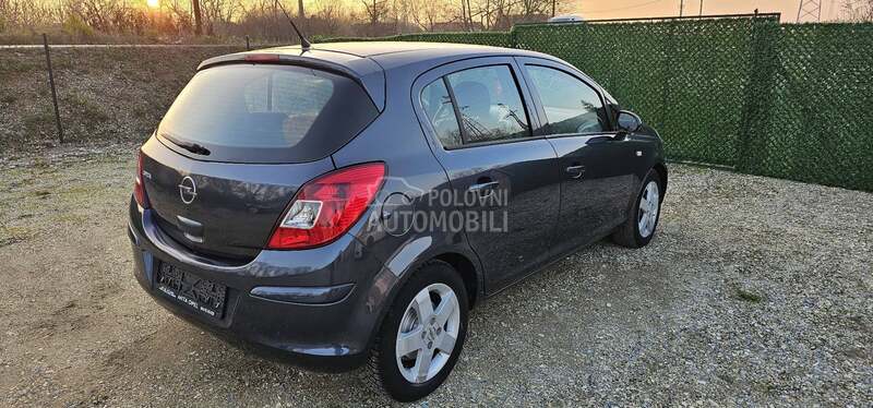 Opel Corsa D 1.0 LPG