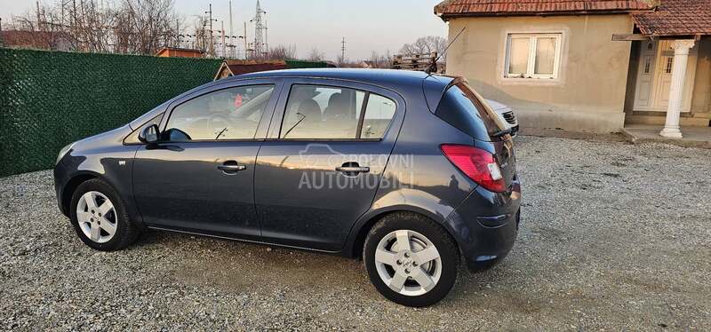Opel Corsa D 1.0 LPG