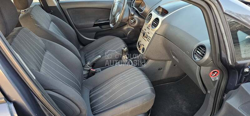 Opel Corsa D 1.0 LPG