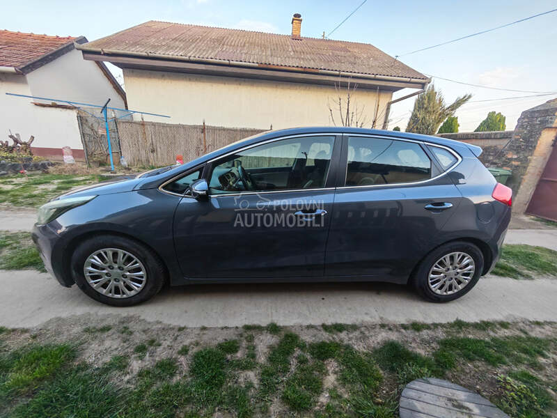 Kia cee`d 1.6 CRDI