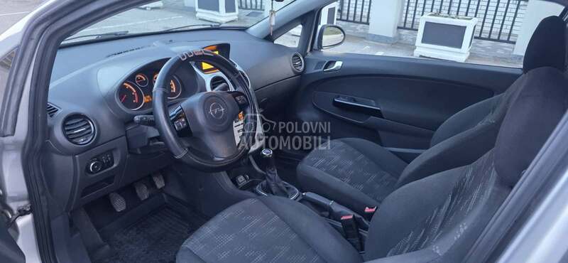 Opel Corsa D 