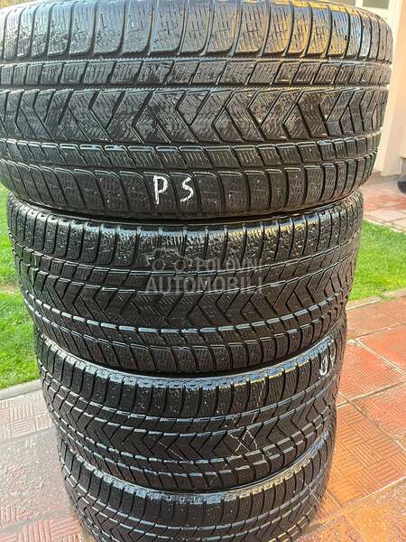 Pirelli 285/40 R22 Sve sezone