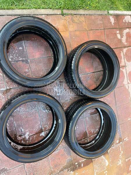 Pirelli 285/40 R22 Sve sezone