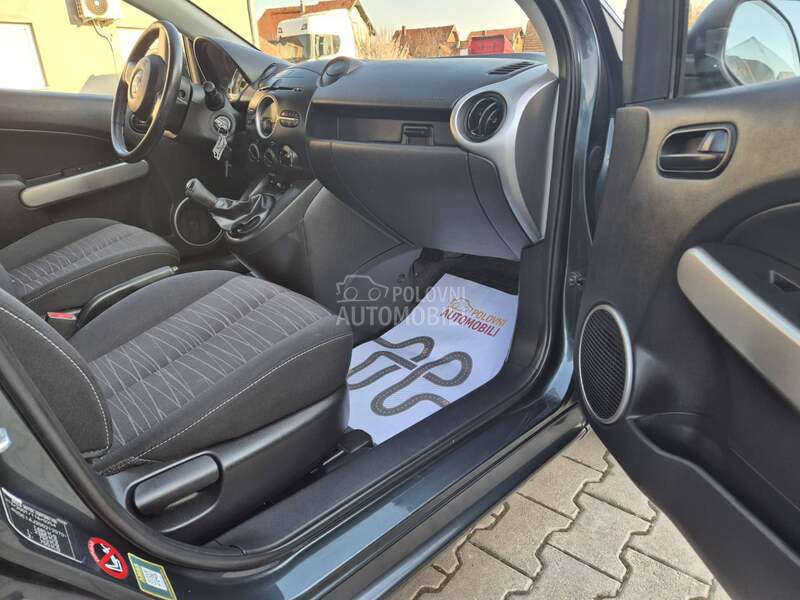 Mazda 2 1.3