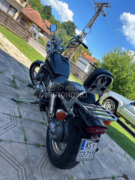Honda shadow 1100