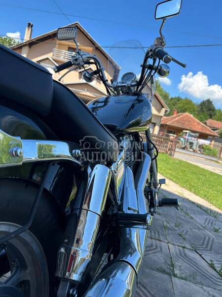 Honda shadow 1100