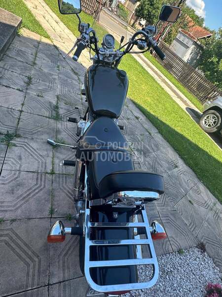 Honda shadow 1100