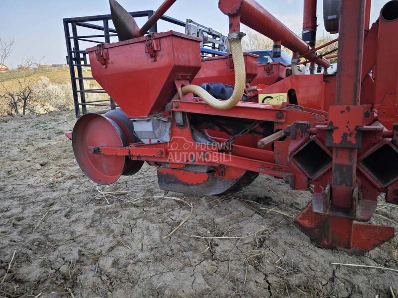 Becker Pneumatska sejalica