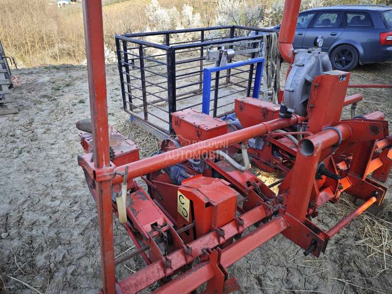 Becker Pneumatska sejalica