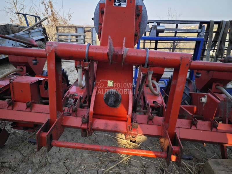 Becker Pneumatska sejalica