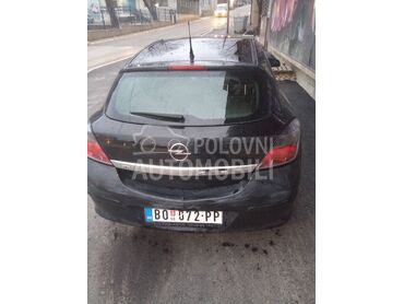Opel Astra H 1,6 H GTC
