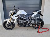 Suzuki GSR 750