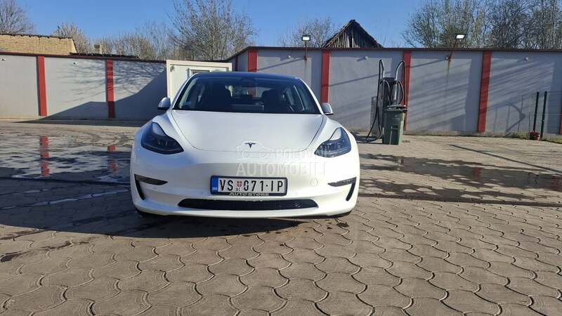Tesla Model 3 Restajling