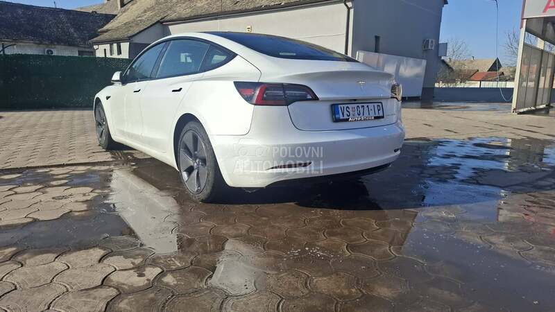 Tesla Model 3 Restajling